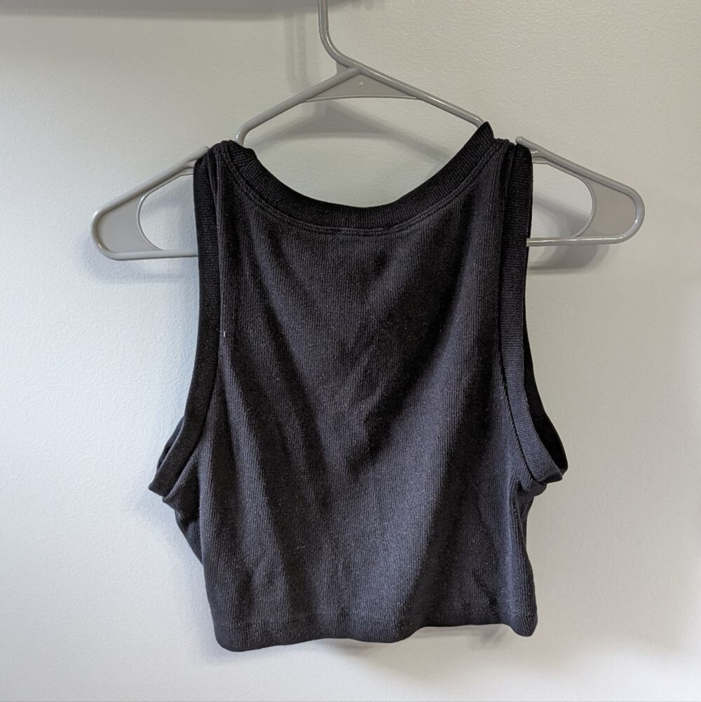 Ribbed crop top - Picture 3 of 4